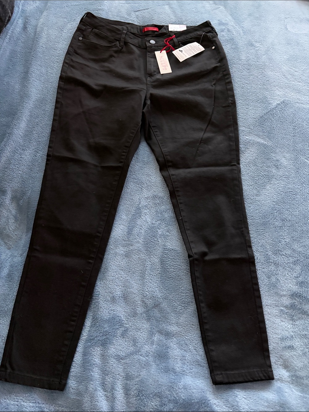 Jennifer Lopez Black Skinny Mid-Rise Jeans - Sleek Stretch Fit - Picture 7 of 10